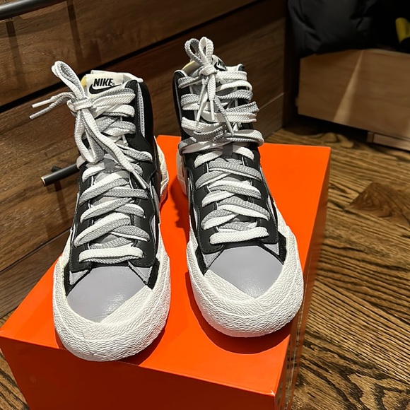 Nike Other - NIKE BLAZER MID SACAI SIZE 10